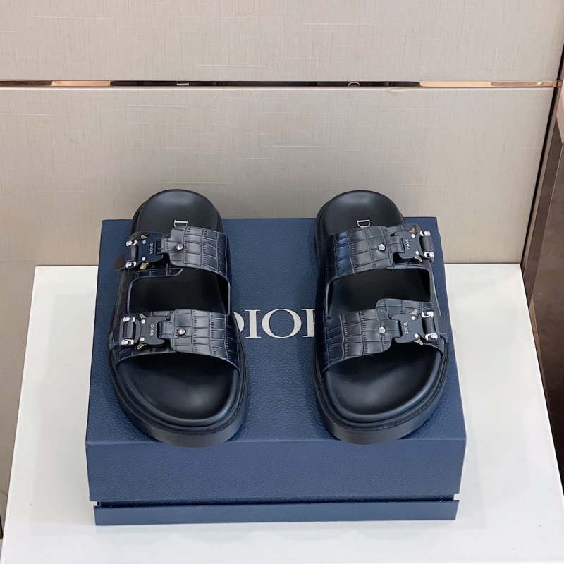 ch**an D*or slippers